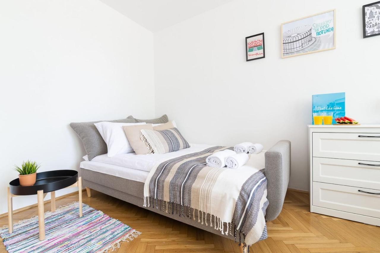 Rent Like Home - Pawia 36 Varsó Kültér fotó