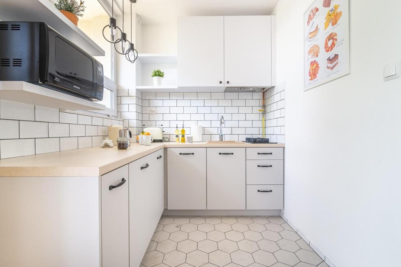 Rent Like Home - Pawia 36 Varsó Kültér fotó